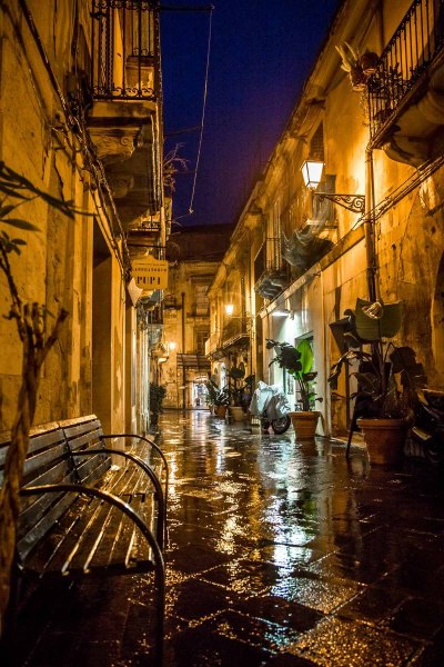 ortigia-syracuse-sicily_15973782746_o